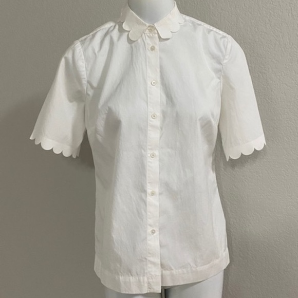 Banana Republic Tops - NWOT Banana Republic White Scalloped Shirt Size XS
